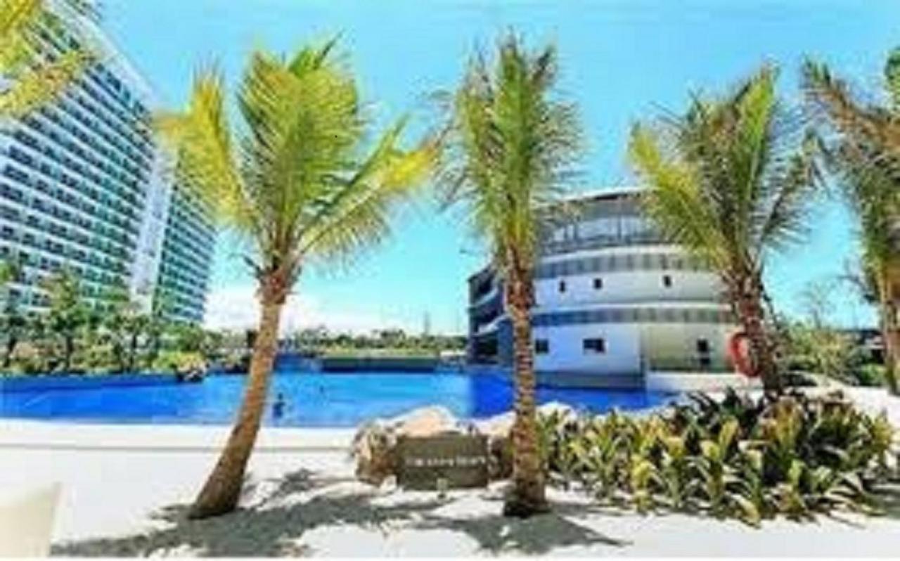 Azure Urban Resort A4 Near Airport Mall With Wavepool Paranaque City Экстерьер фото